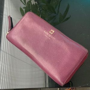KATE SPADE WALLET USED